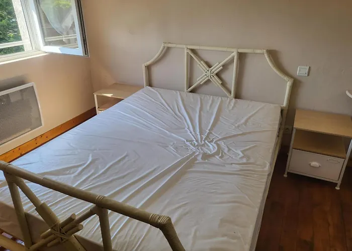 L'escapade 12 Personnes 6 *